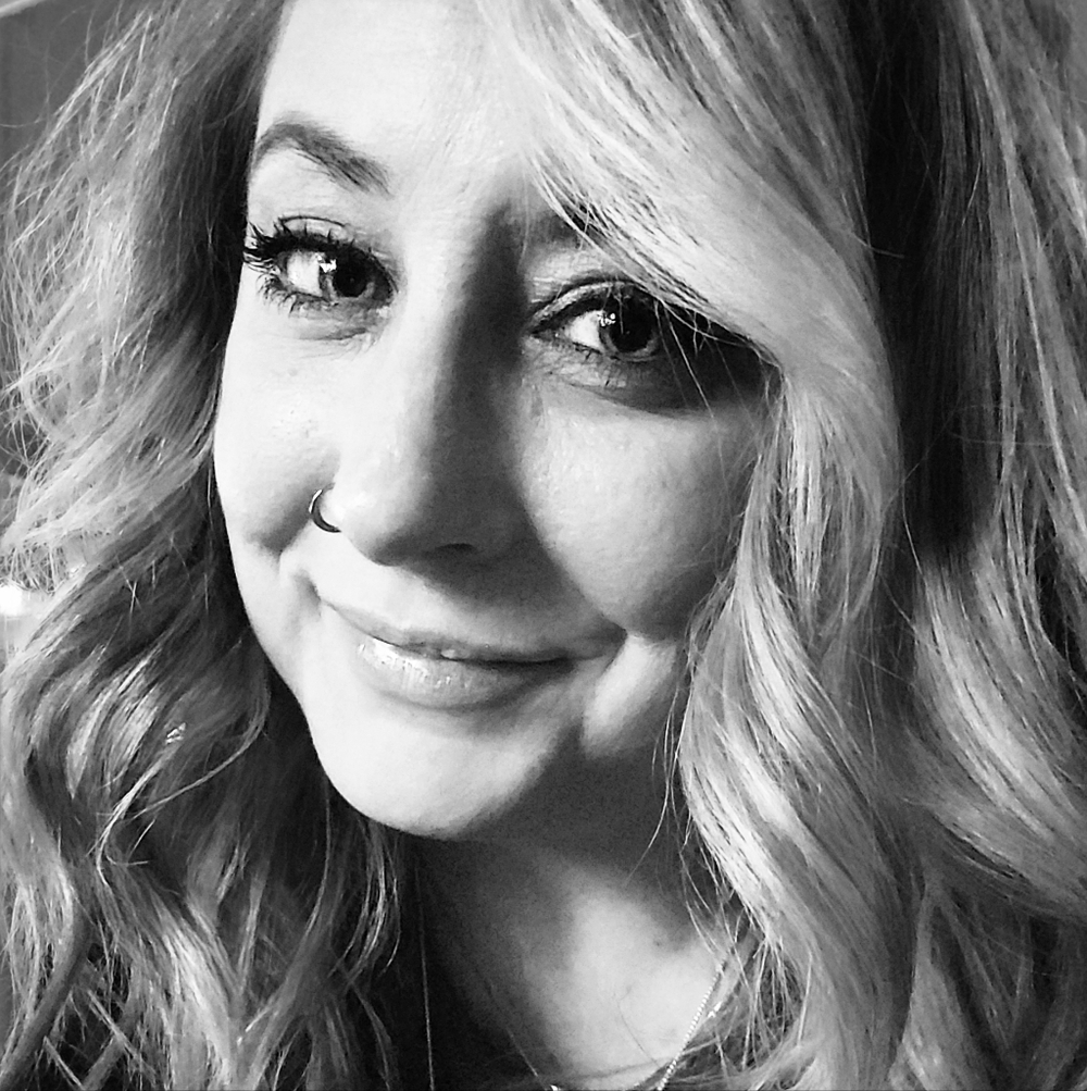 Meet your Posher, Nickie